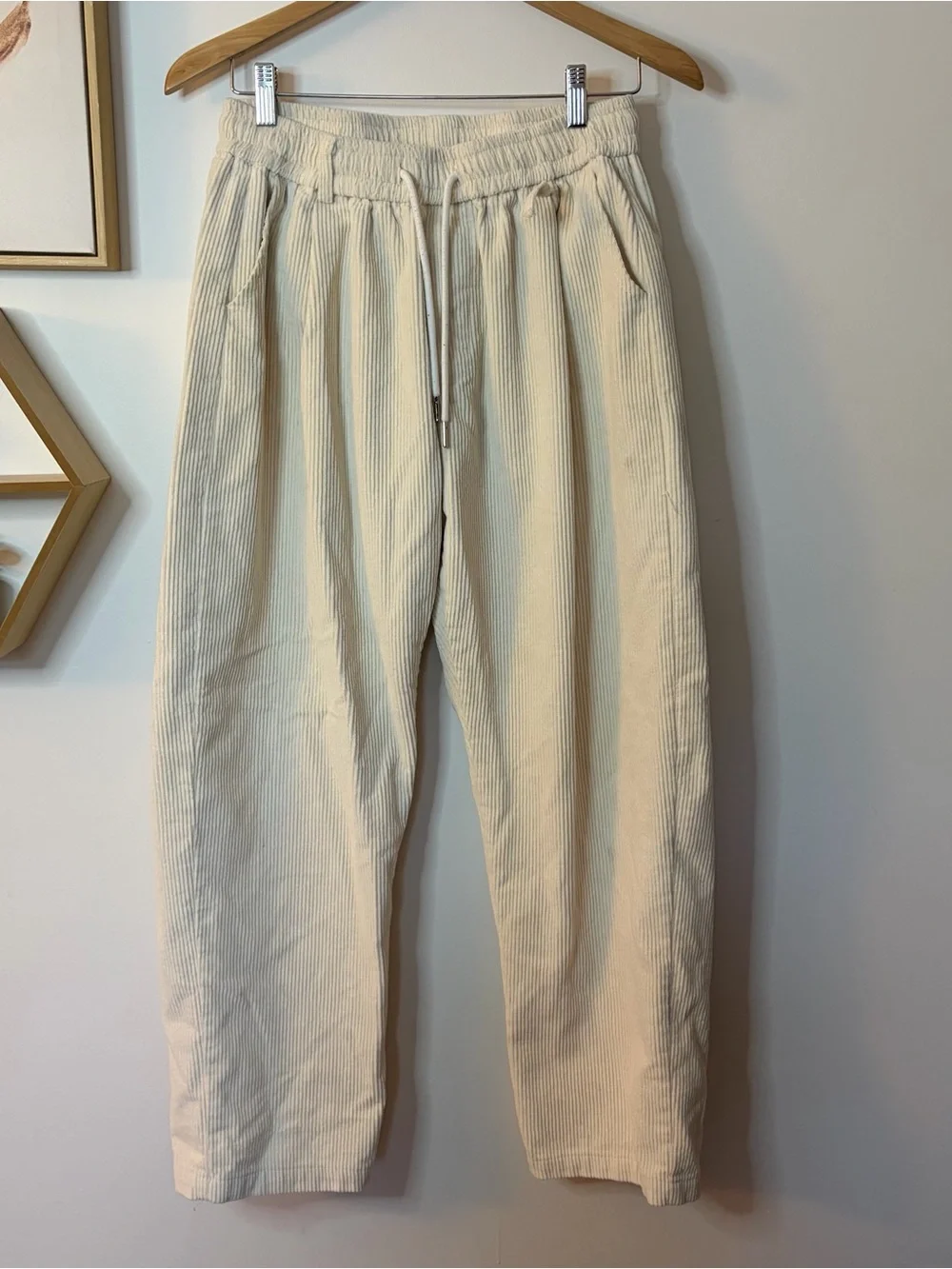 Aelfric Eden Cream Corduroy Elastic Waist Pants Large